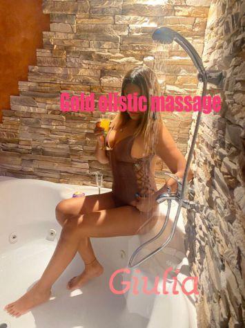 Gold olistic massage 1