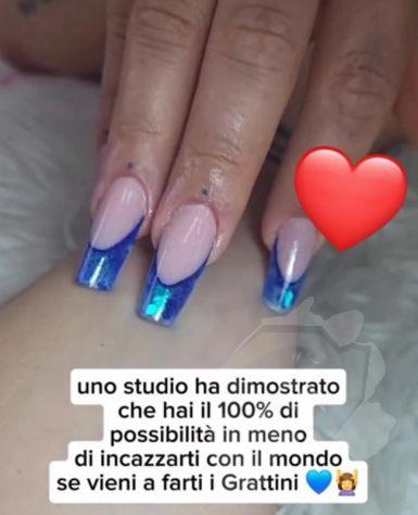 MASSAGGIATRICE 3