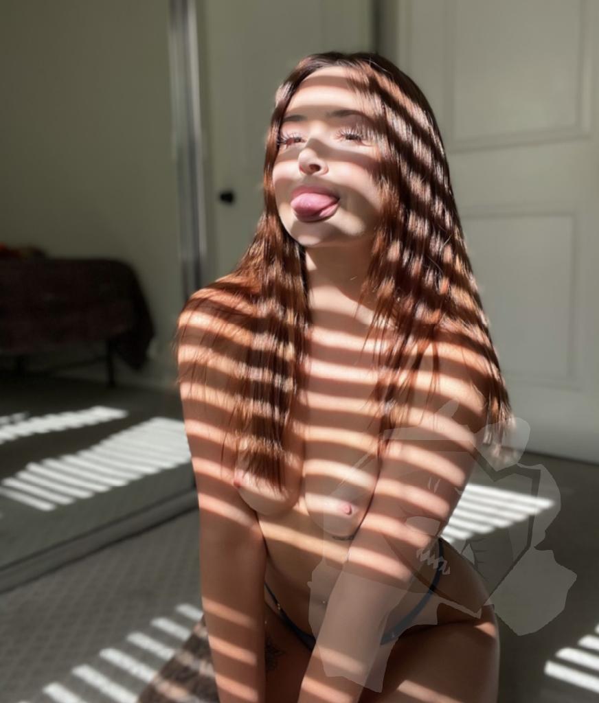 Sarahdelcourt 4